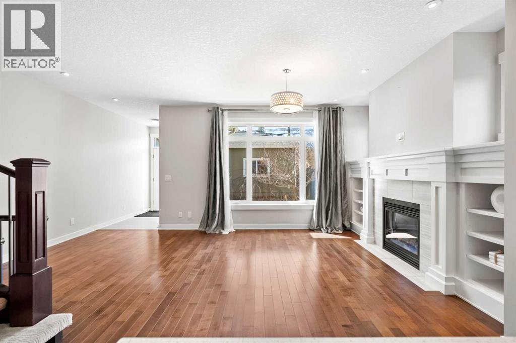 2427 22a Street NW, Calgary, Alberta  T2M 3X7 - Photo 4 - A2304847