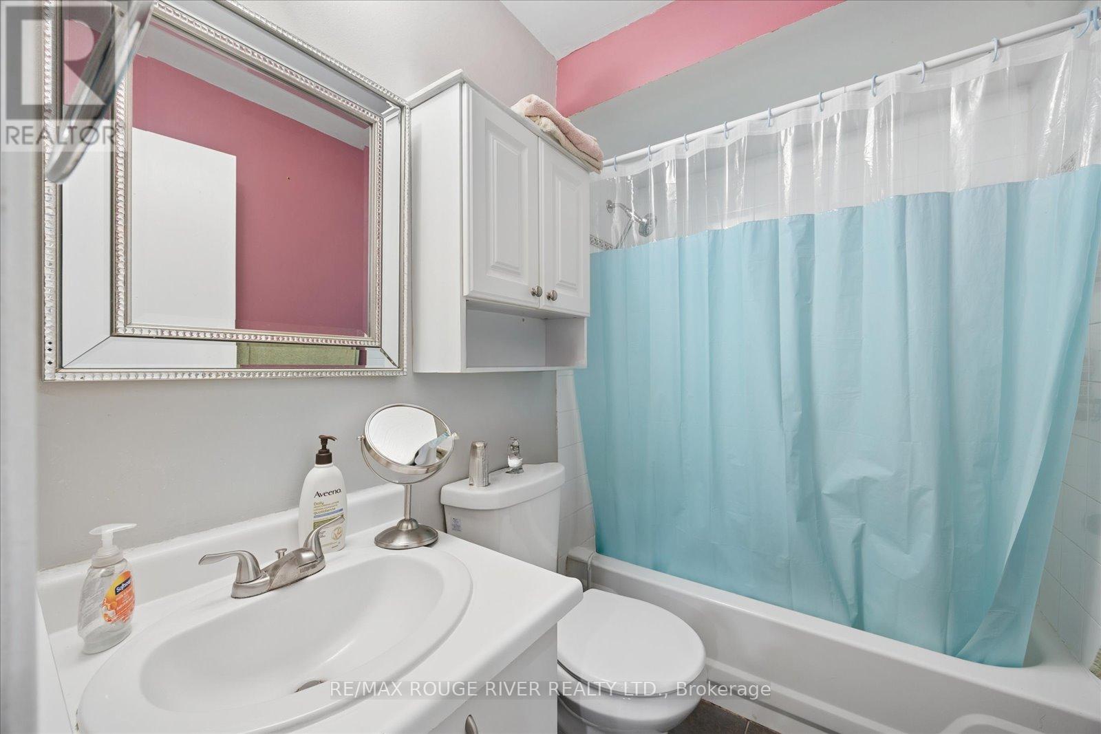 79 Broadlands Crescent, Clarington, Ontario  L1E 1R5 - Photo 10 - E13074300