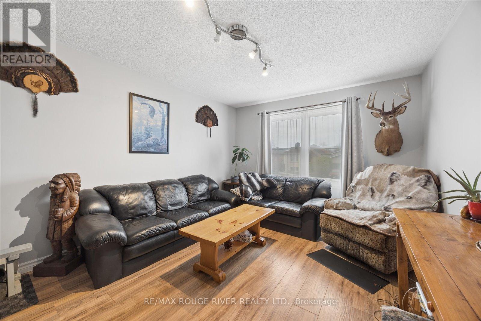 79 Broadlands Crescent, Clarington, Ontario  L1E 1R5 - Photo 2 - E13074300