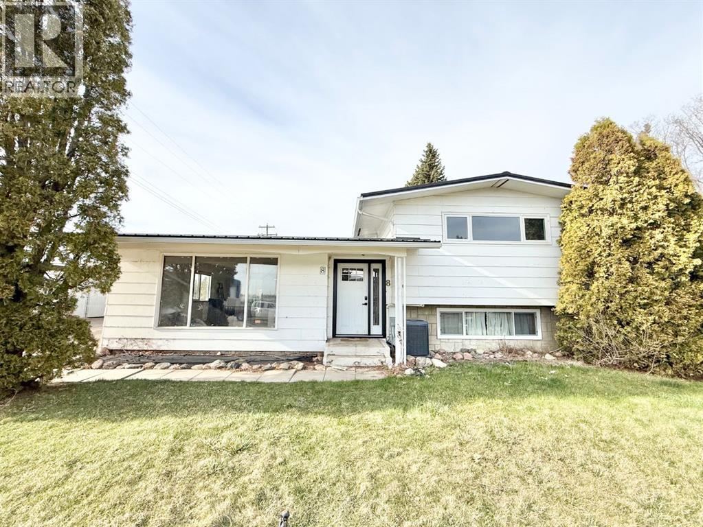 8 9 Avenue W, Brooks, Alberta  T1R 0N4 - Photo 1 - A2306424