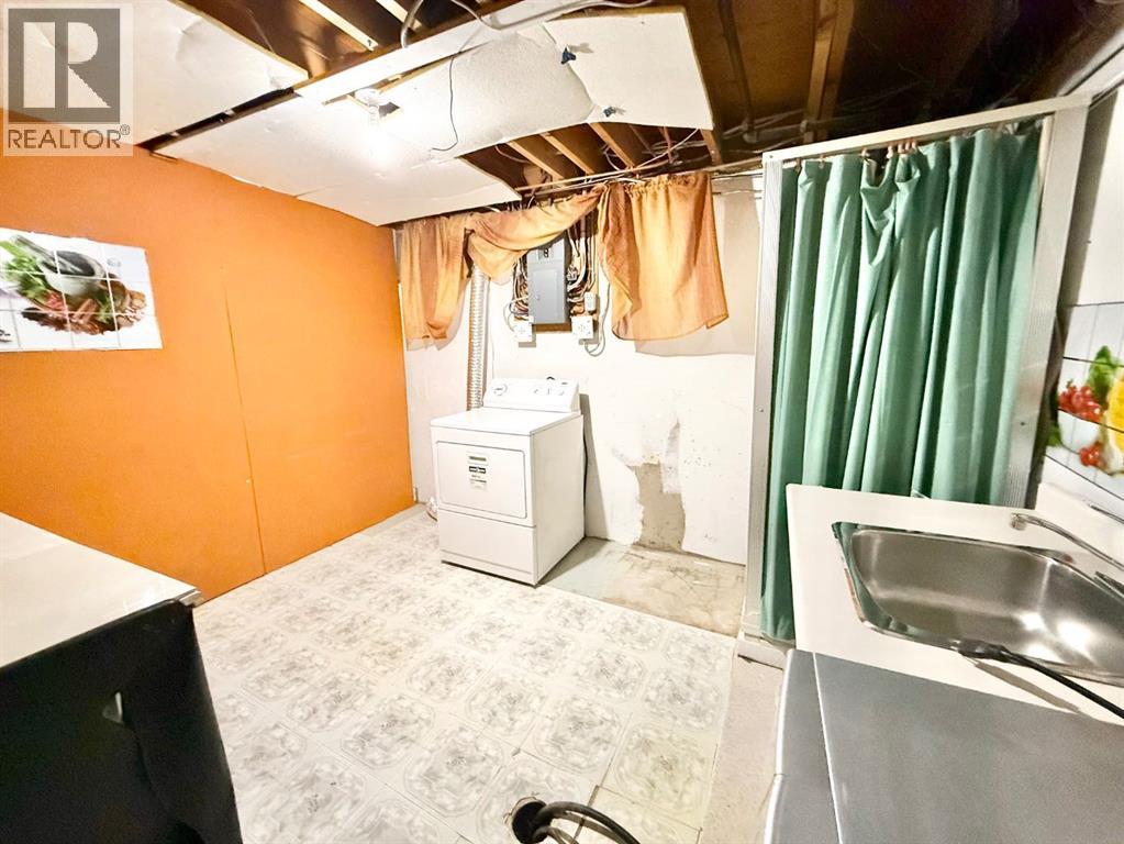 8 9 Avenue W, Brooks, Alberta  T1R 0N4 - Photo 34 - A2306424