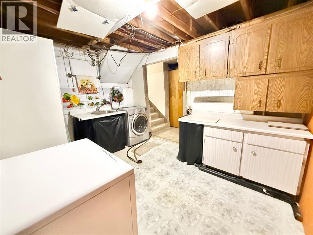 8 9 Avenue W, Brooks, Alberta  T1R 0N4 - Photo 35 - A2306424