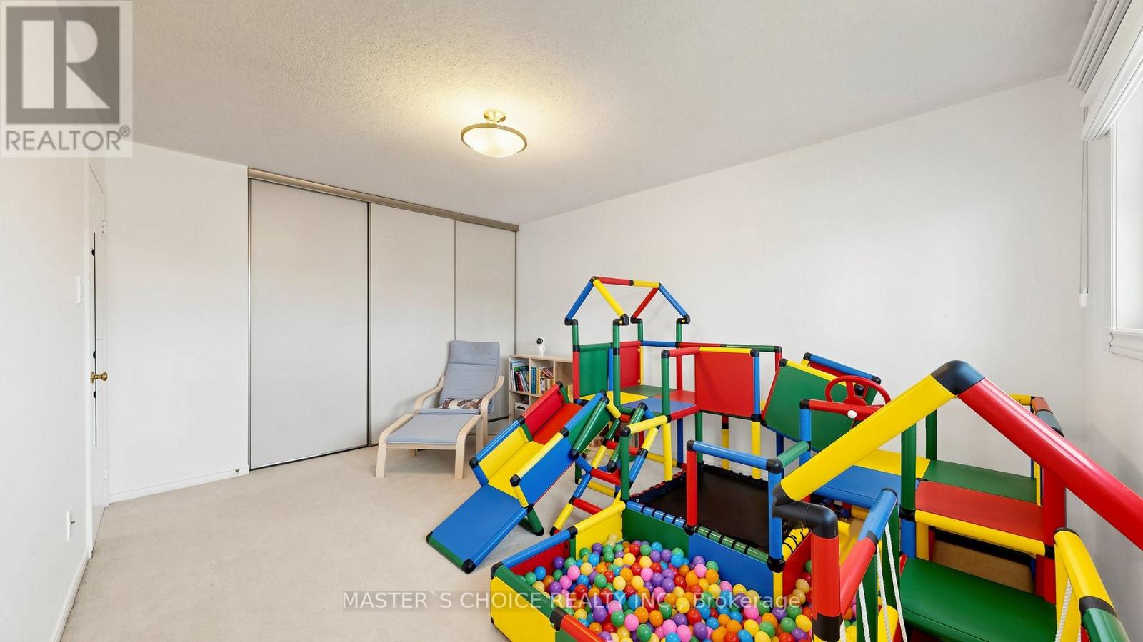 5 Espby Court, Richmond Hill, Ontario  L4C 9L2 - Photo 39 - N13074170