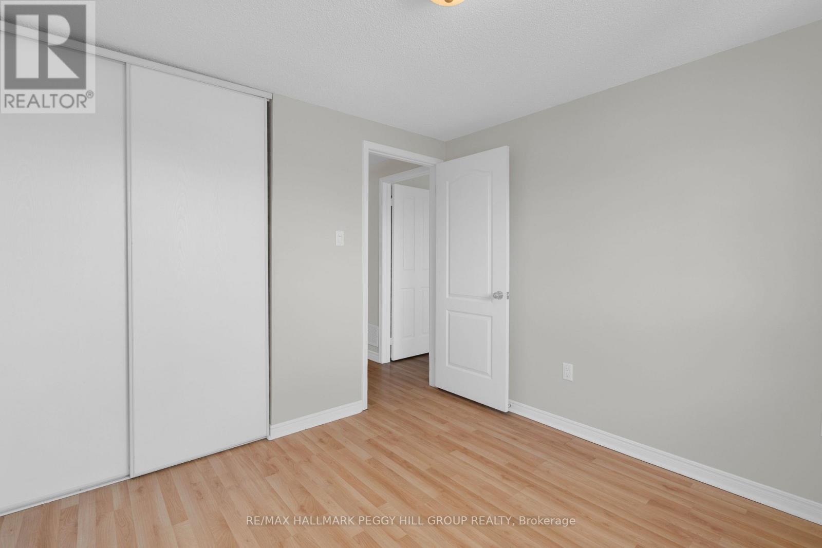 24 Geddes Crescent, Barrie, Ontario  L4N 7B2 - Photo 13 - S13074336