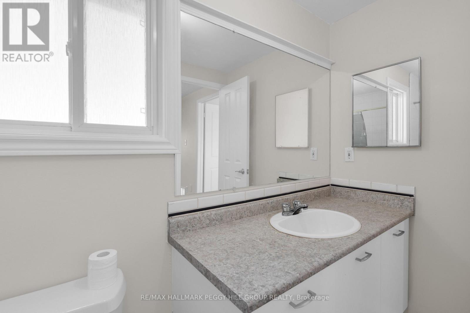 24 Geddes Crescent, Barrie, Ontario  L4N 7B2 - Photo 14 - S13074336