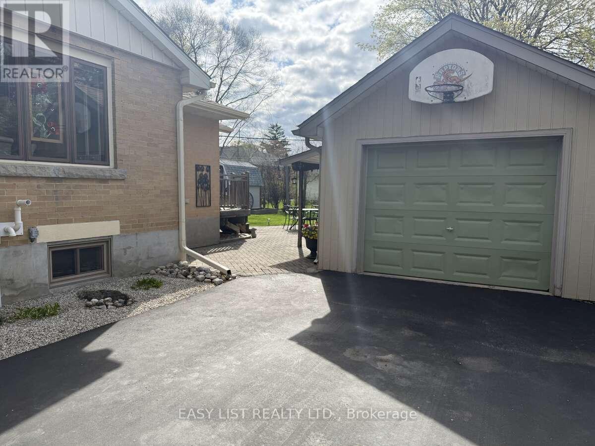 92 Dean Avenue, Guelph, Ontario  N1G 1L6 - Photo 16 - X12932860