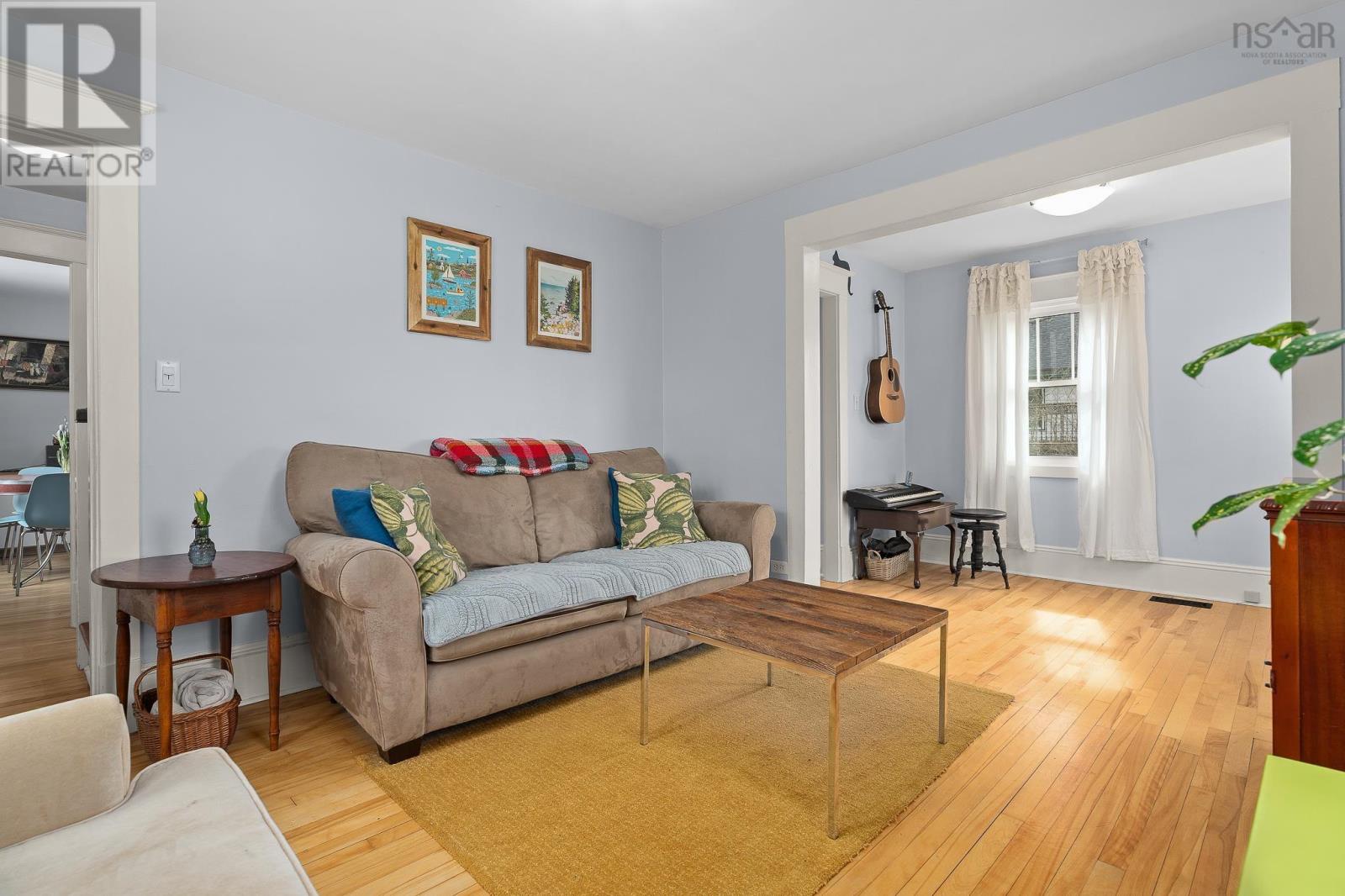 38 Jamieson Street, Dartmouth, Nova Scotia  B3A 3C1 - Photo 3 - 202609052