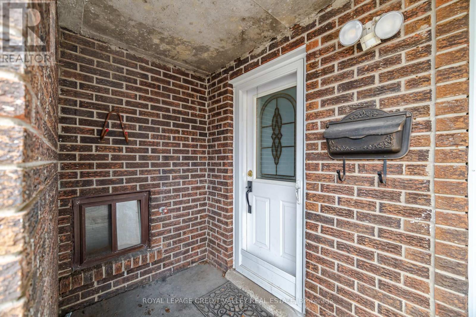 13 Cheryl Court, Brampton, Ontario  L6V 3C2 - Photo 50 - W13074286