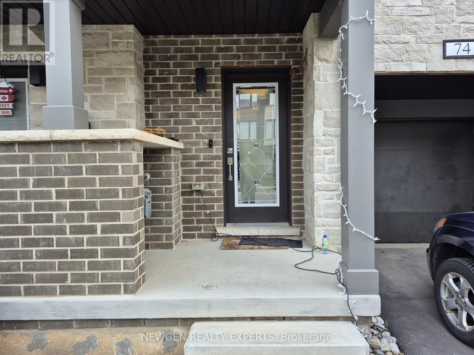 74 Windtree Way, Halton Hills, Ontario  L7G 0P6 - Photo 2 - W13074292