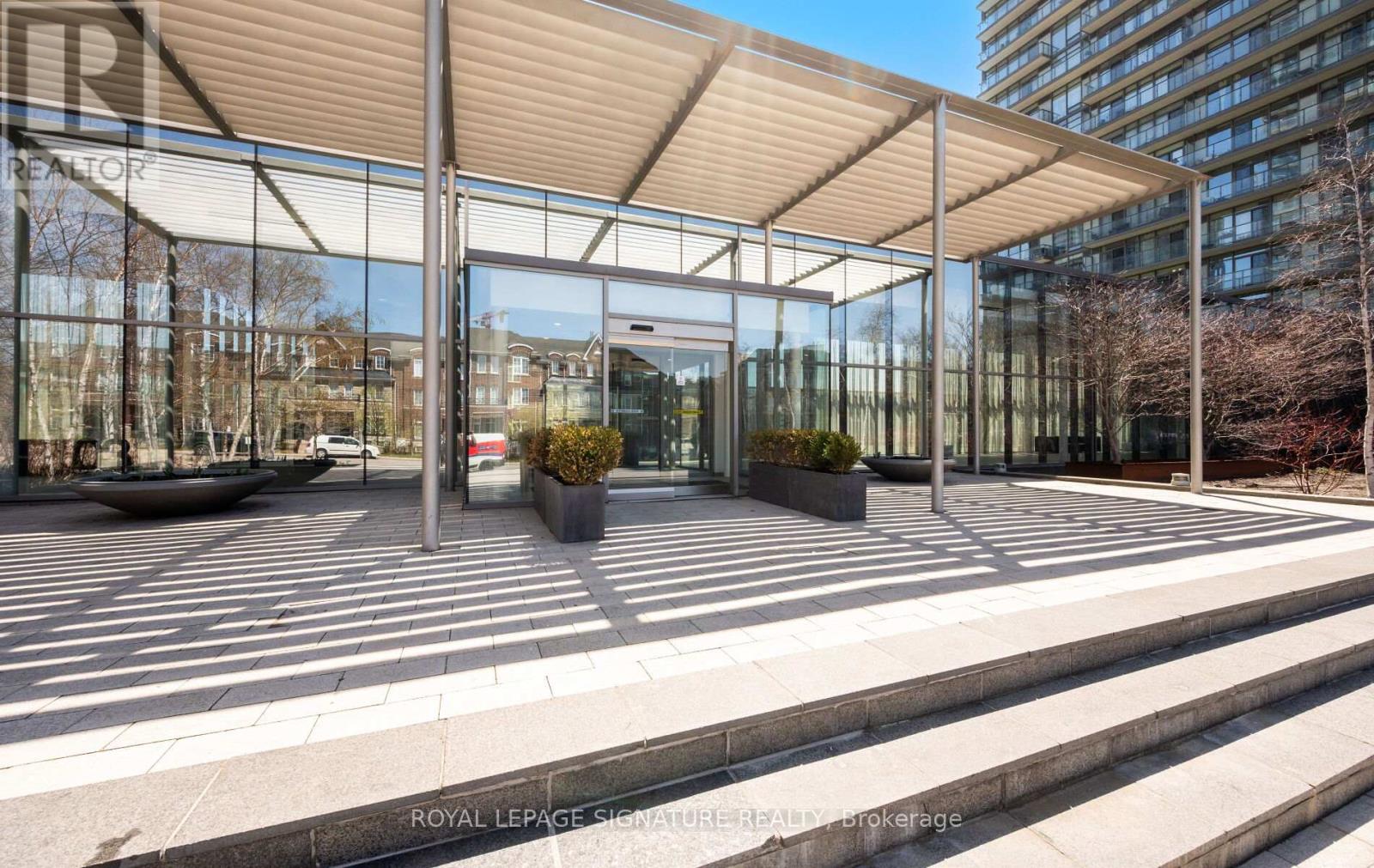 1704 - 103 The Queensway Avenue, Toronto, Ontario  M6S 5B3 - Photo 3 - W13074340