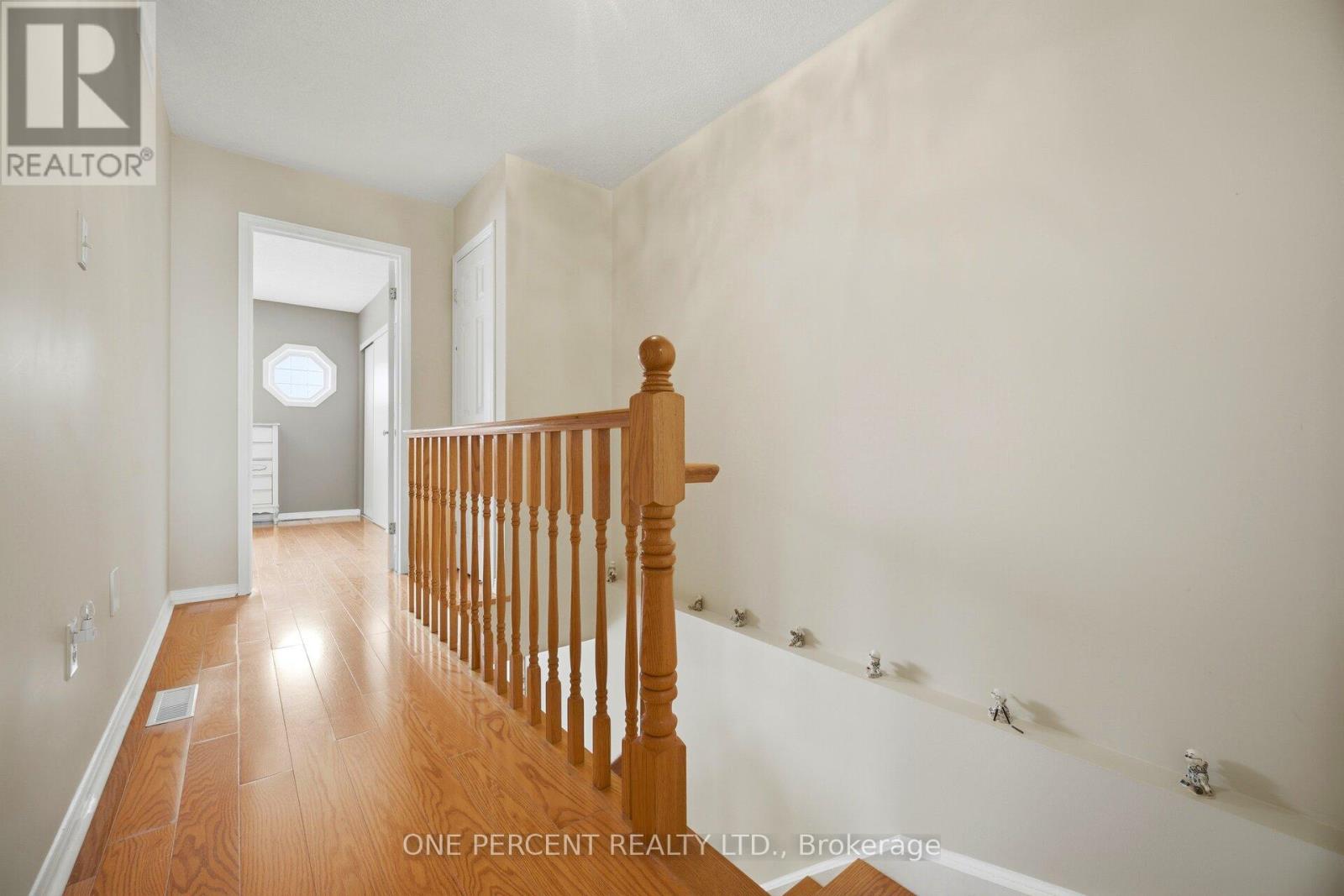 2025 Cleaver Avenue, Burlington, Ontario  L7M 4H8 - Photo 22 - W13074354