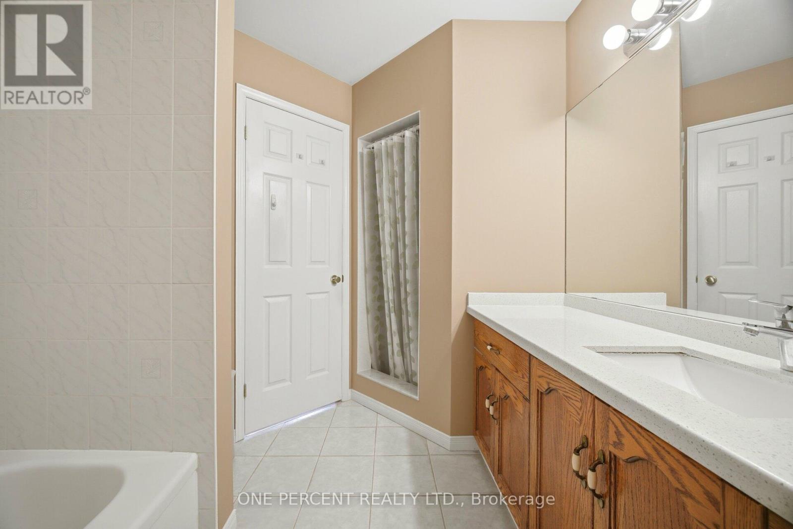 2025 Cleaver Avenue, Burlington, Ontario  L7M 4H8 - Photo 28 - W13074354