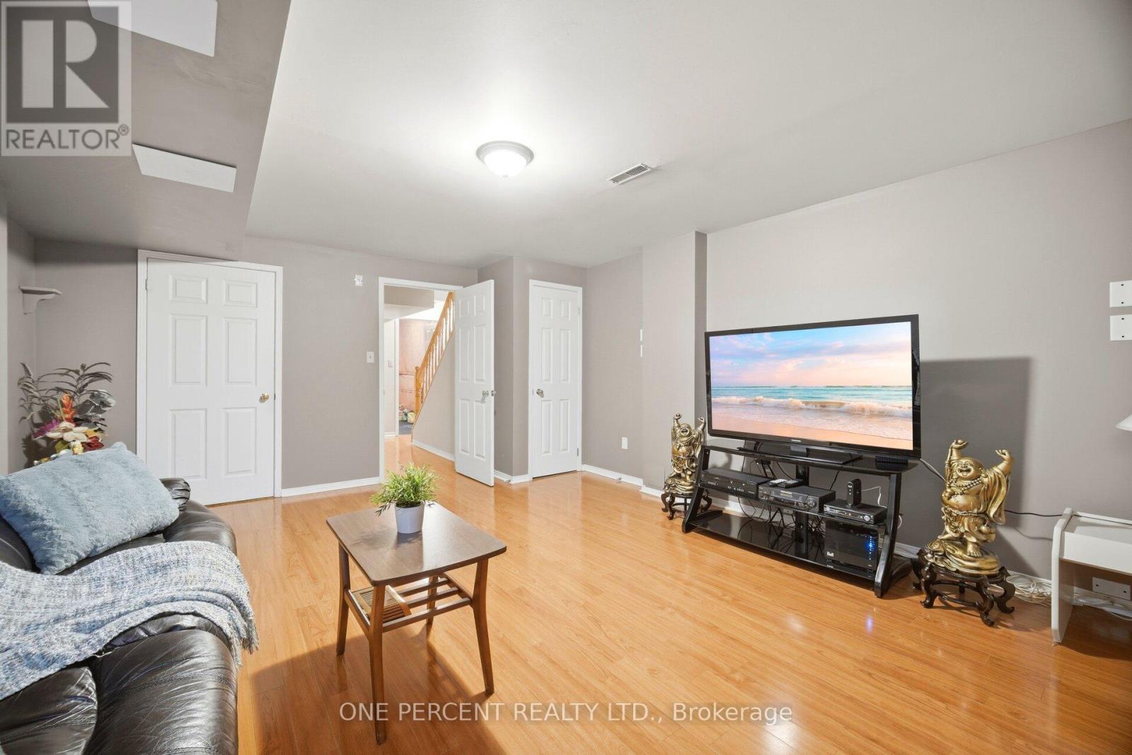 2025 Cleaver Avenue, Burlington, Ontario  L7M 4H8 - Photo 41 - W13074354