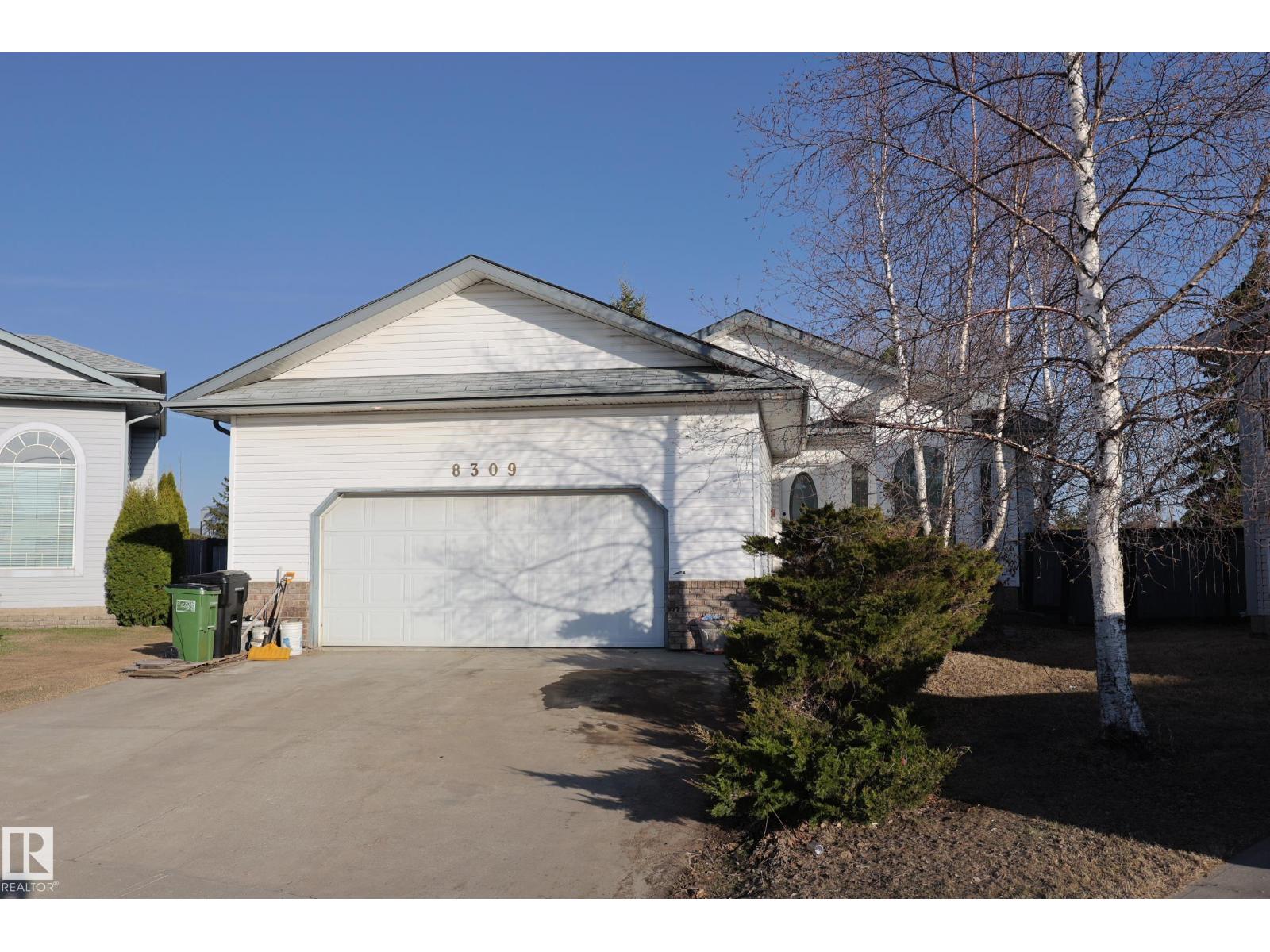 8309 160A AV NW, edmonton, Alberta