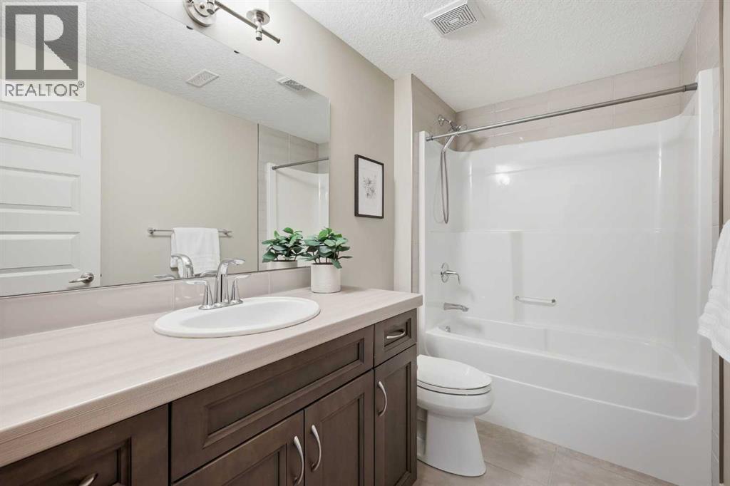 86 Panton View NW, Calgary, Alberta  T3K 0X6 - Photo 45 - A2304408