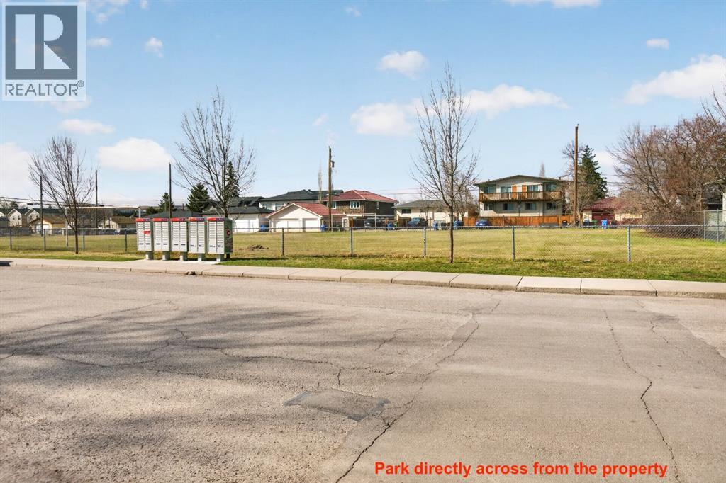 217 24 Avenue NE, Calgary, Alberta  T2E 1W9 - Photo 2 - A2305589