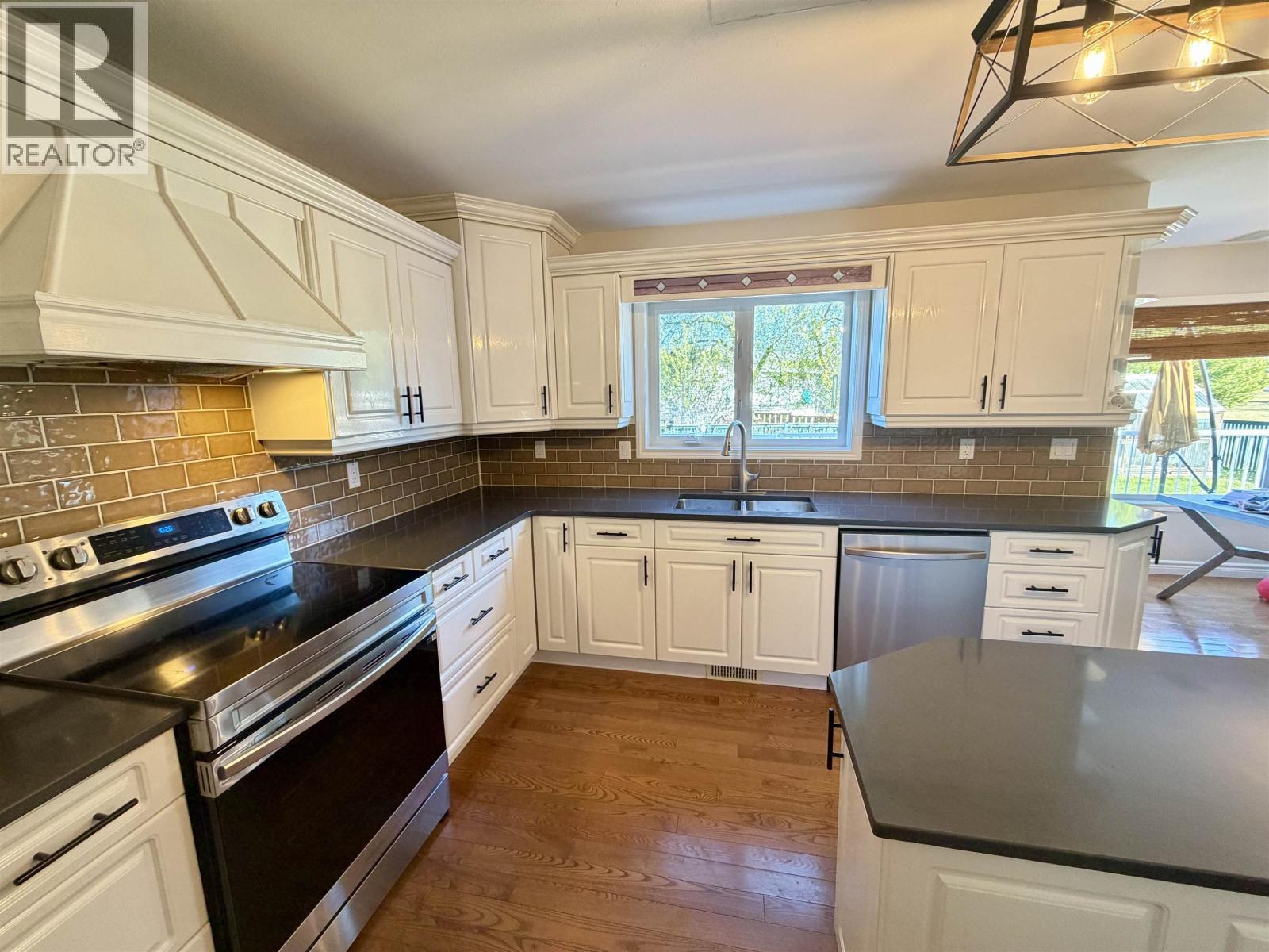 729 Sandy Beach Road, Vanderhoof, British Columbia  V0J 3A0 - Photo 17 - R3118546