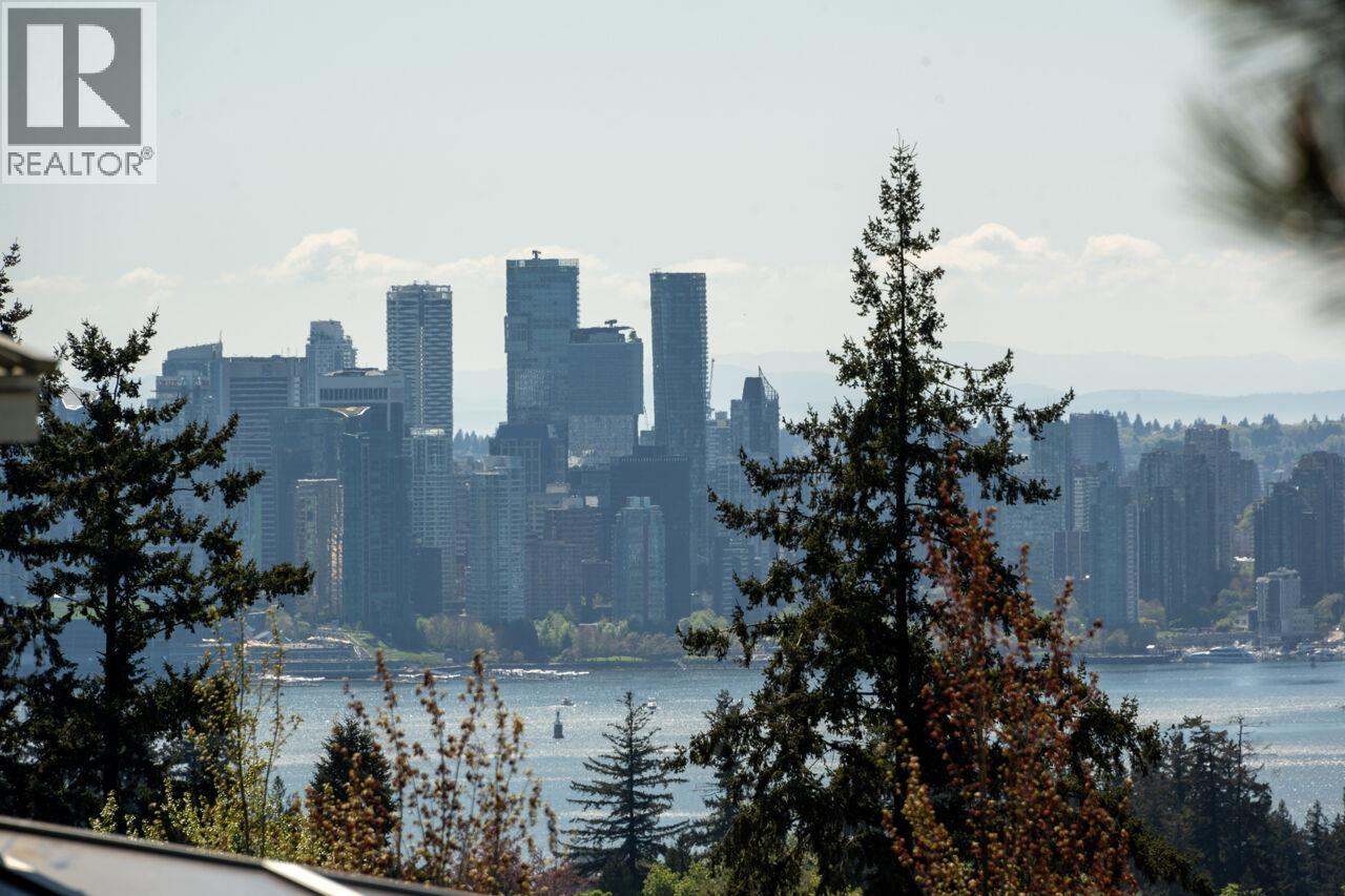 322 121 W 29 Street, North Vancouver, British Columbia  V7N 4L6 - Photo 39 - R3117942