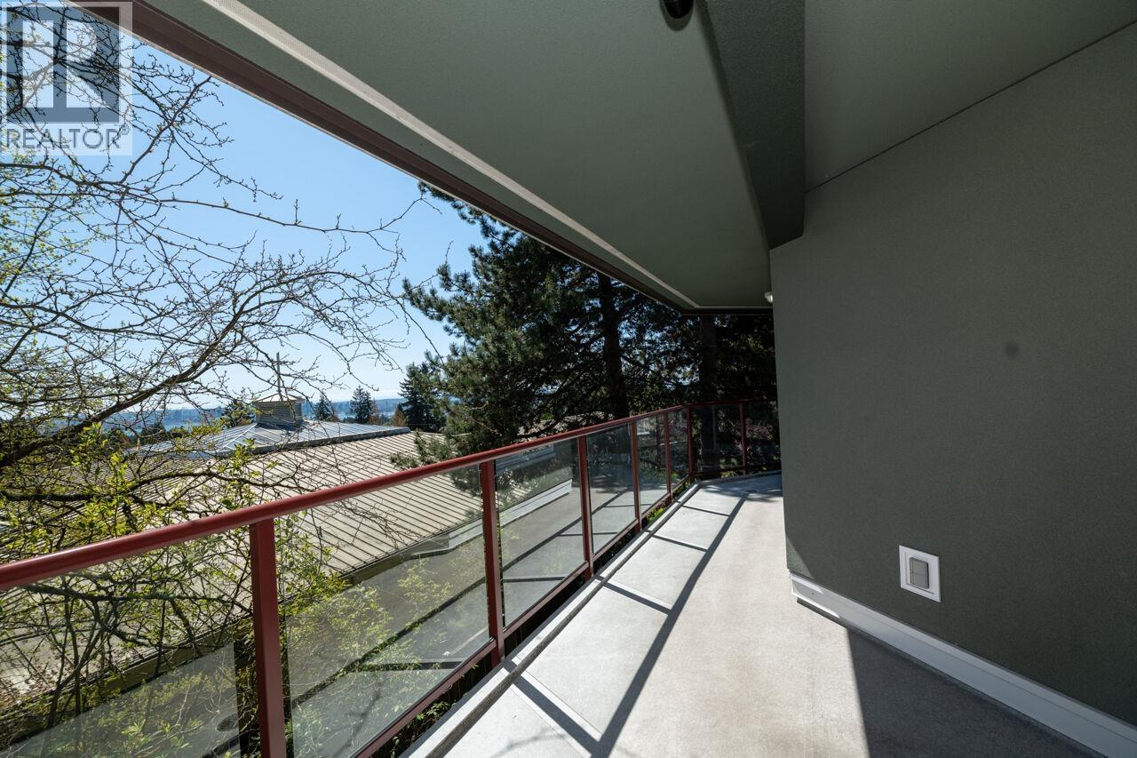 322 121 W 29 Street, North Vancouver, British Columbia  V7N 4L6 - Photo 36 - R3117942