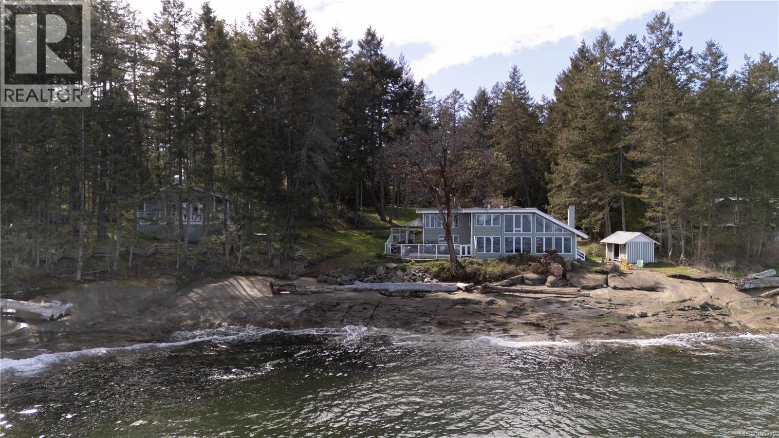 281 Bellhouse Rd, Galiano Island, British Columbia  V0N 1P0 - Photo 52 - 1023770