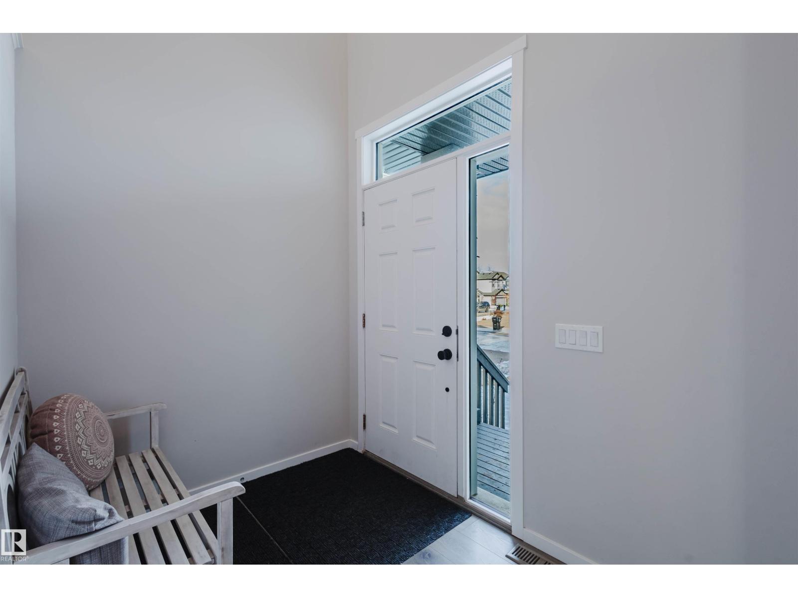20741 98a Av Nw, Edmonton, Alberta  T5T 7G2 - Photo 2 - E4473674