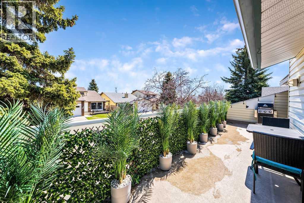 59 Strathcona Close Sw, Calgary, Alberta  T3H 1L2 - Photo 14 - A2305838