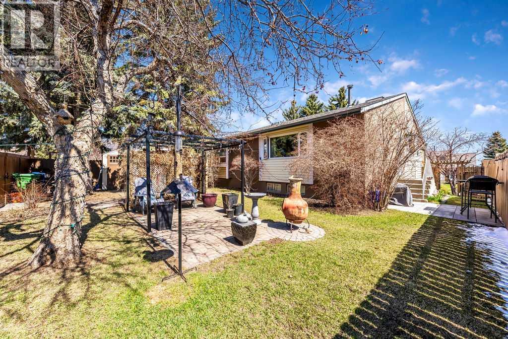 59 Strathcona Close Sw, Calgary, Alberta  T3H 1L2 - Photo 40 - A2305838