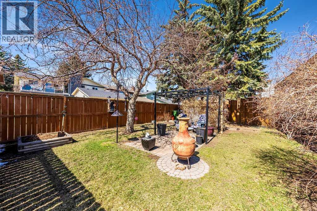 59 Strathcona Close Sw, Calgary, Alberta  T3H 1L2 - Photo 43 - A2305838