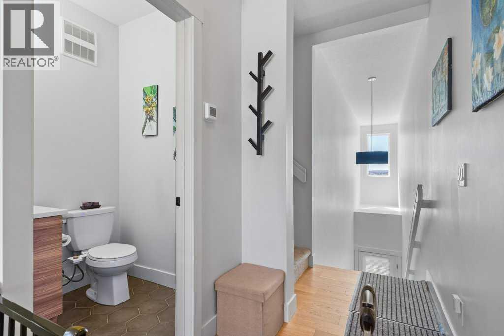 222 Seton Passage Se, Calgary, Alberta  T3M 3A7 - Photo 3 - A2307201