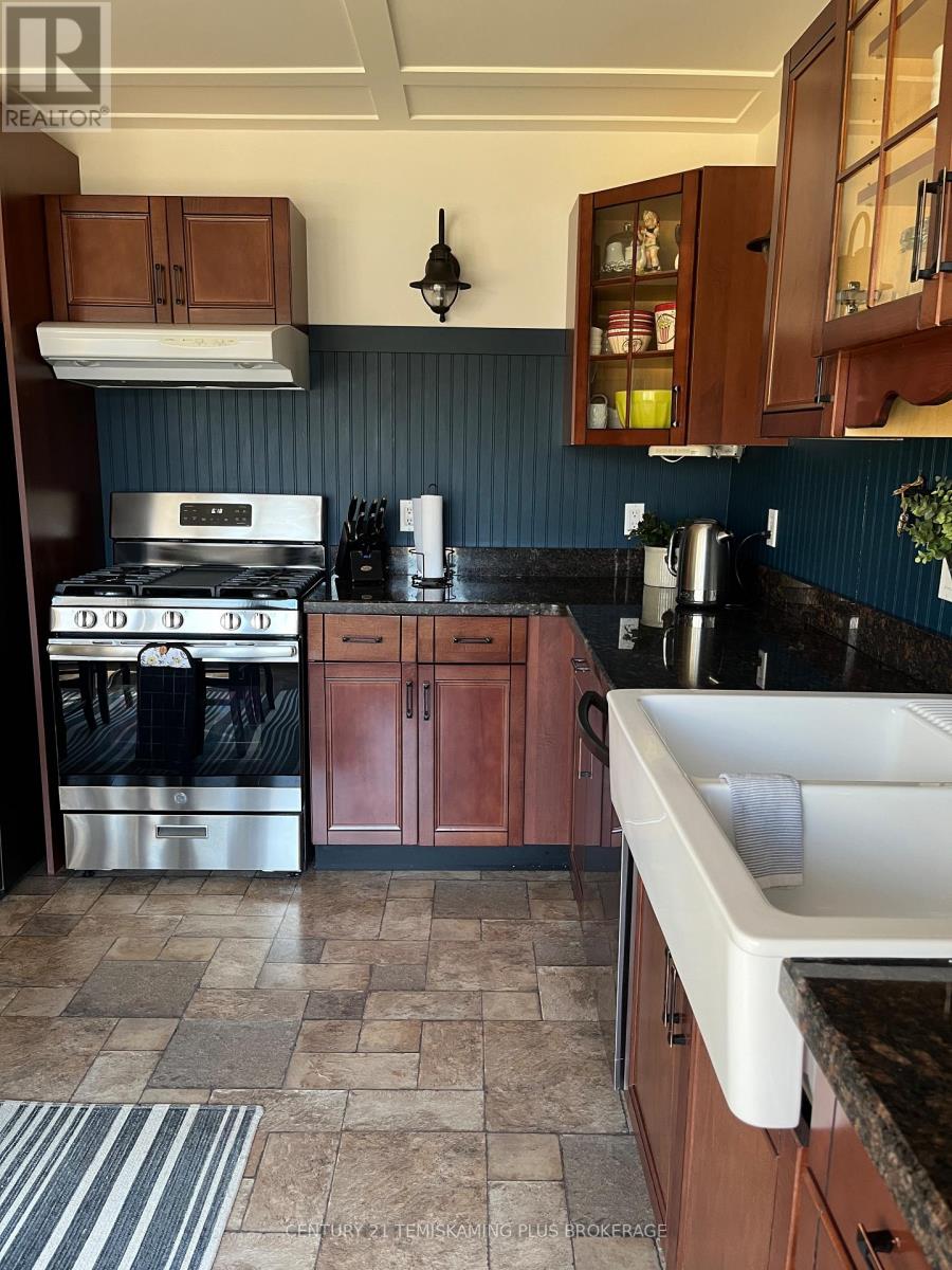 7 Poplar Crescent, Temagami, Ontario  P0H 2H0 - Photo 13 - X13069128