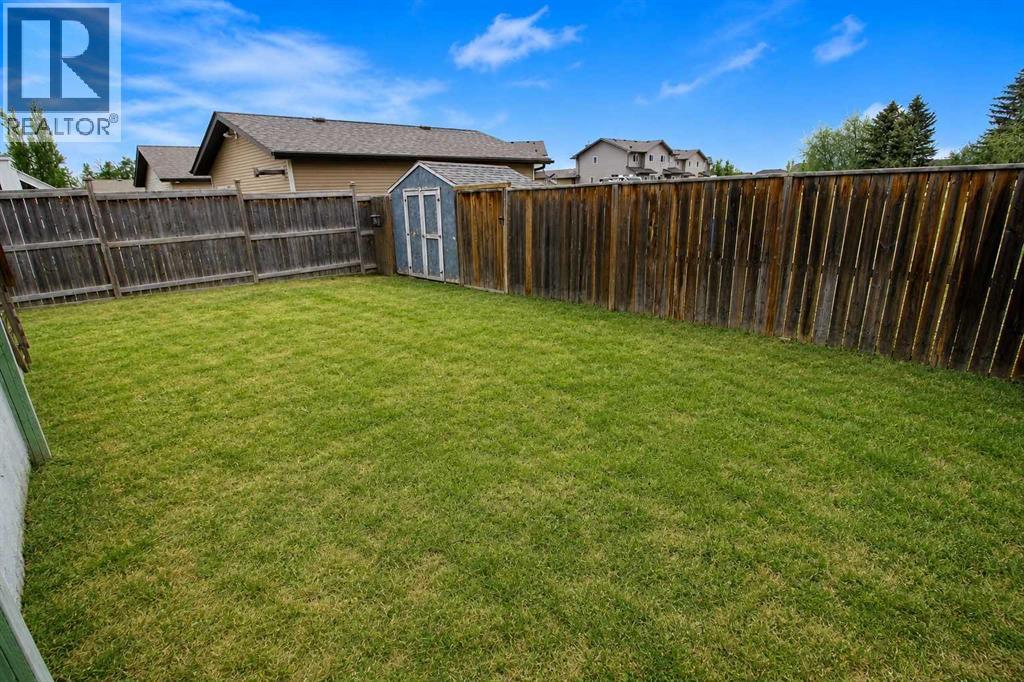 60 Vickers Close, Red Deer, Alberta  T4R 0E6 - Photo 30 - A2307326