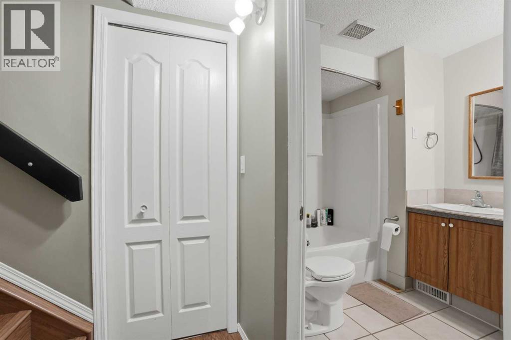 107 Pinemont Bay Ne, Calgary, Alberta  T1Y 2V7 - Photo 21 - A2297024