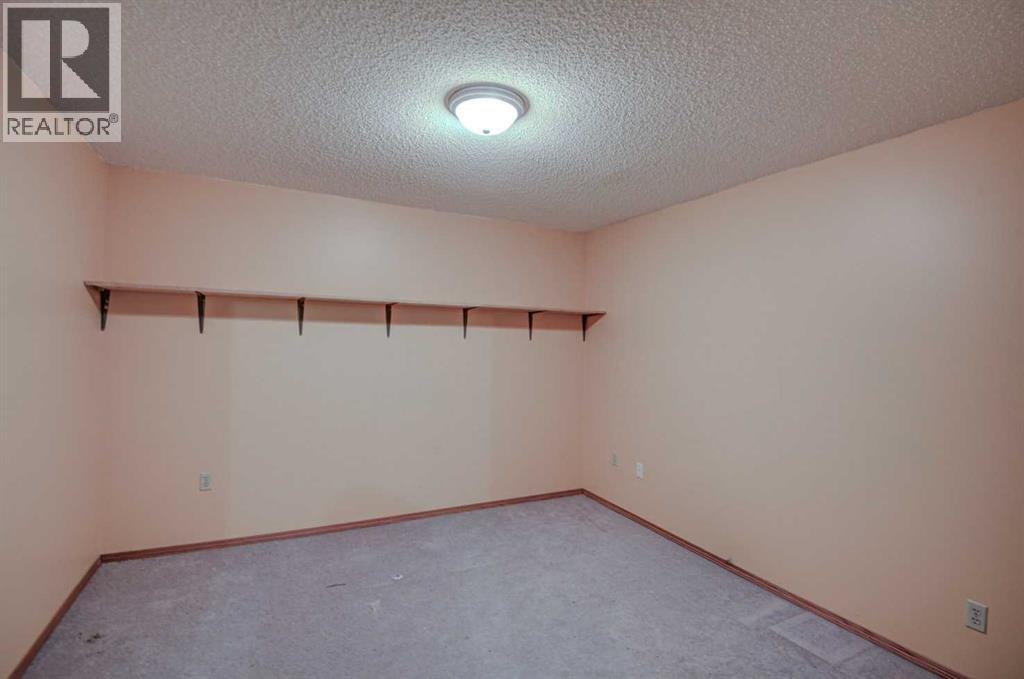 606 Diamond Court Se, Calgary, Alberta  T2J 7C8 - Photo 24 - A2298032