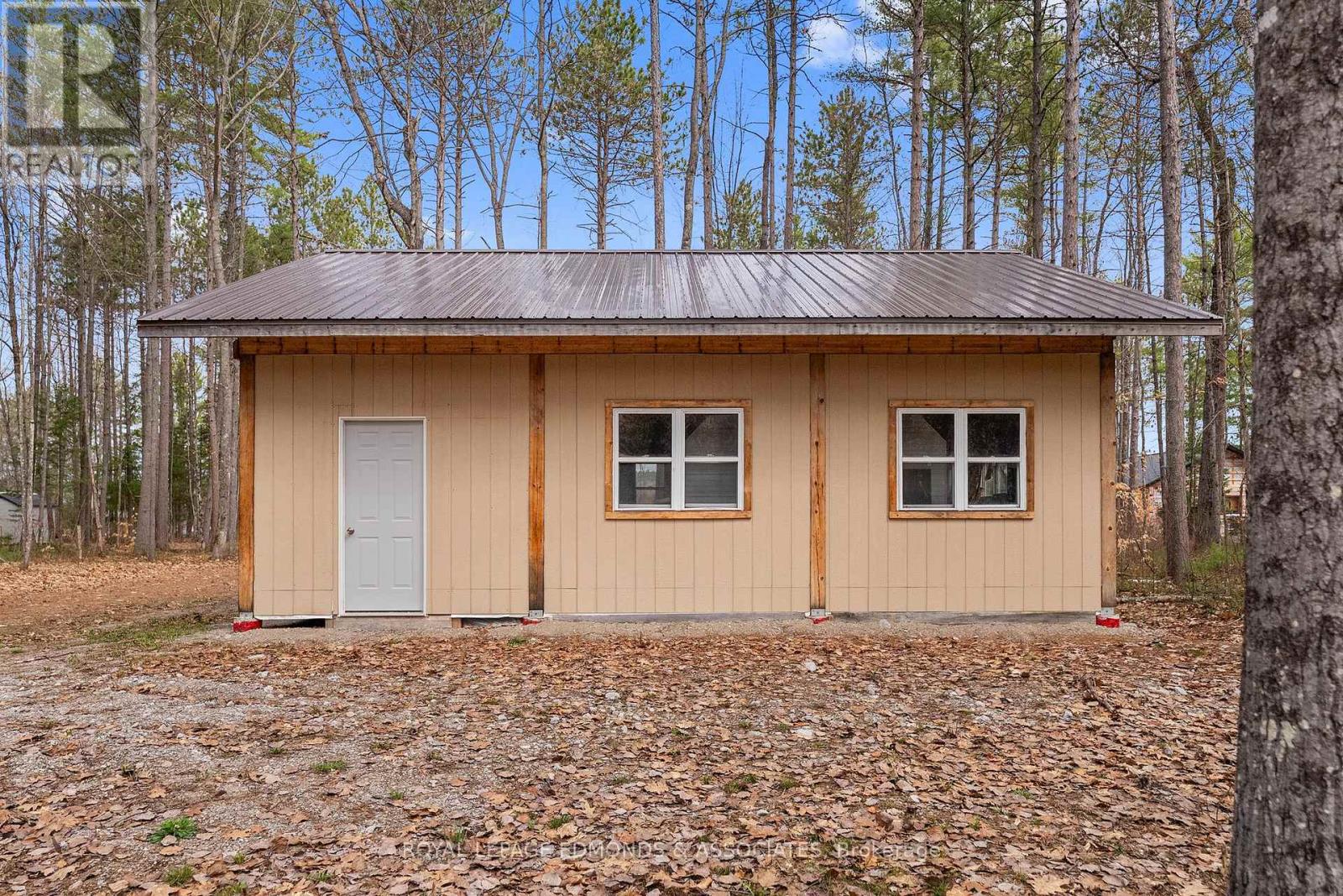 290 Hennessy Trail, Whitewater Region, Ontario  K0J 2L0 - Photo 14 - X13074384