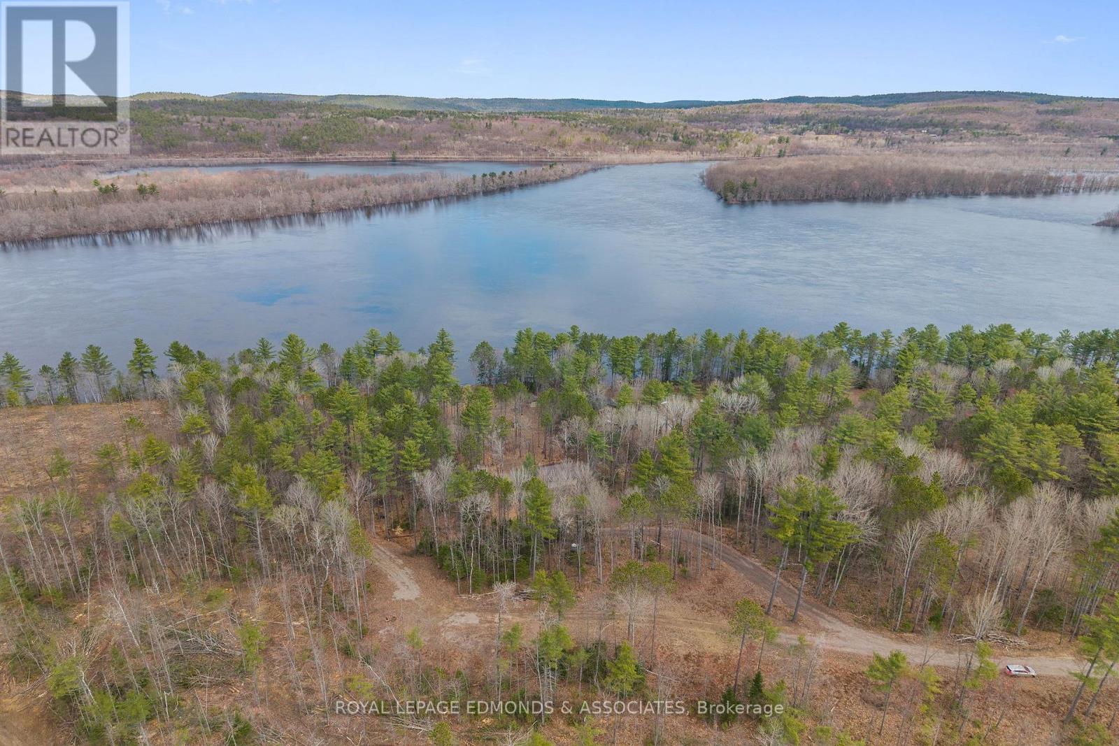 290 Hennessy Trail, Whitewater Region, Ontario  K0J 2L0 - Photo 39 - X13074384