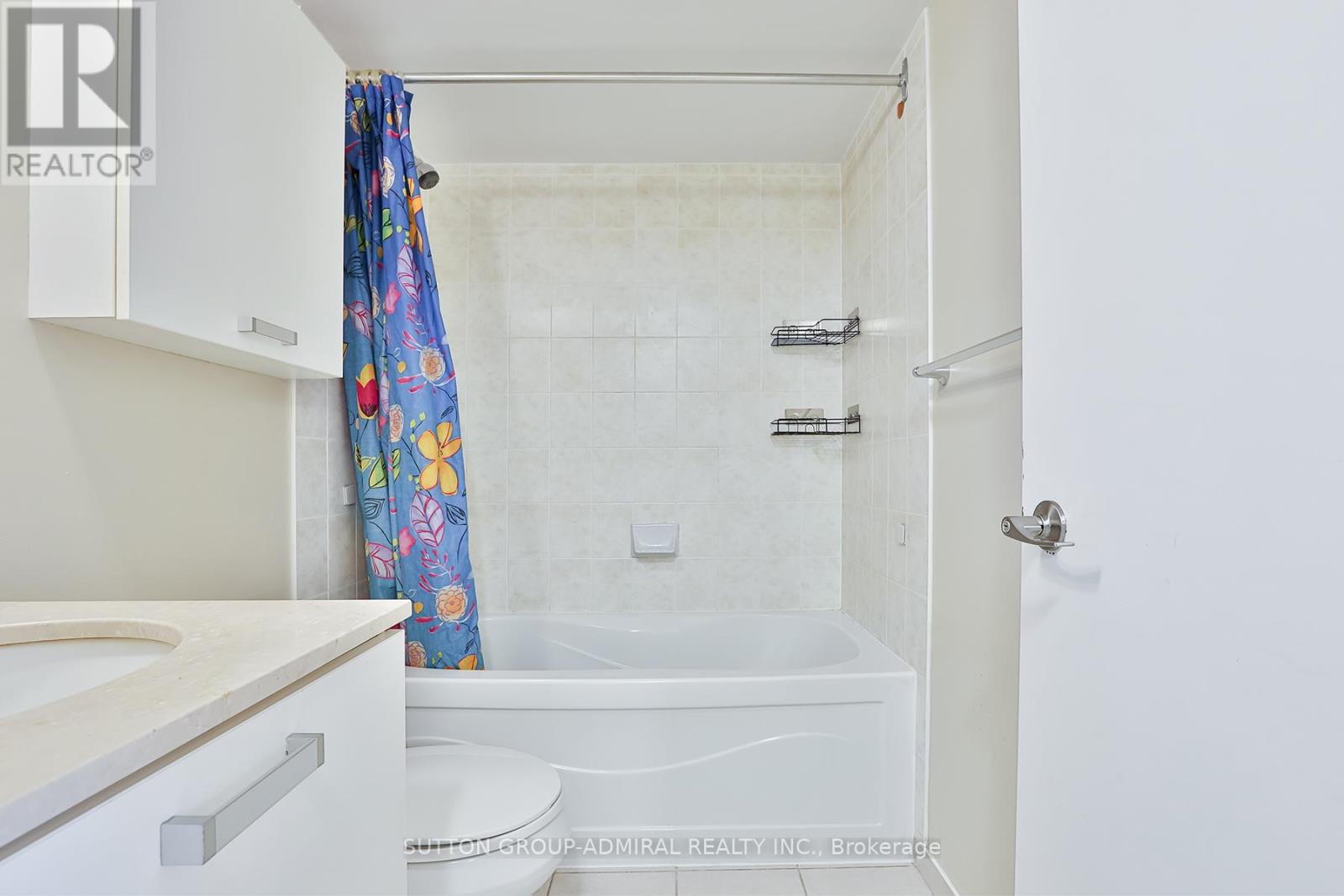 1302 - 38 Grenville Street, Toronto, Ontario  M4Y 1A5 - Photo 7 - C13074366