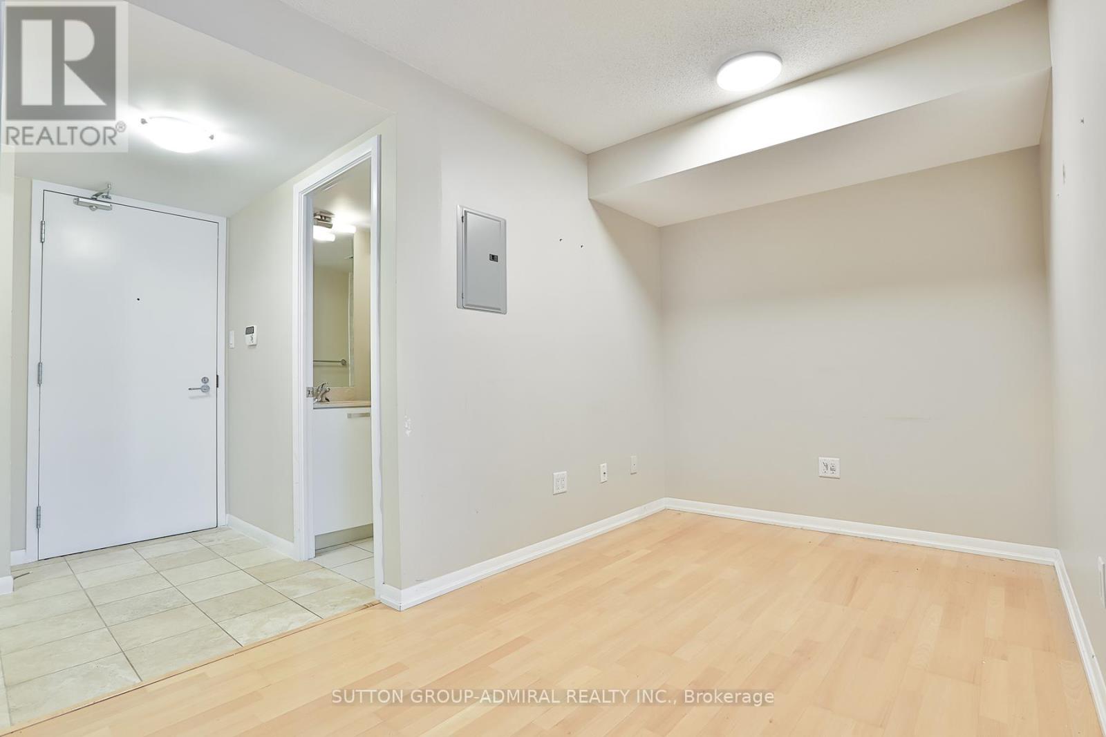 1302 - 38 Grenville Street, Toronto, Ontario  M4Y 1A5 - Photo 9 - C13074366