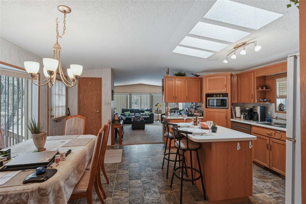 14 Sunset Drive, Ste Anne, Manitoba  R5H 1H5 - Photo 18 - 202605697