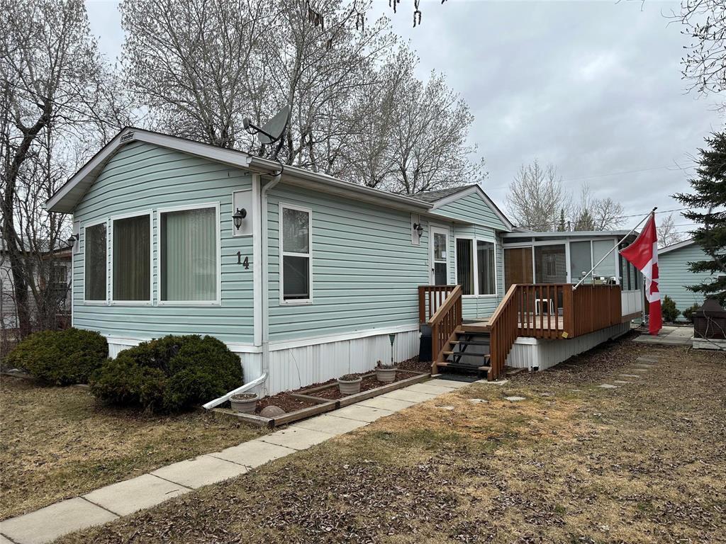 14 Sunset Drive, Ste Anne, Manitoba  R5H 1H5 - Photo 1 - 202605697