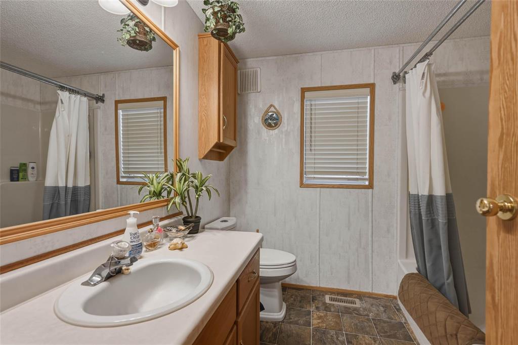 14 Sunset Drive, Ste Anne, Manitoba  R5H 1H5 - Photo 5 - 202605697