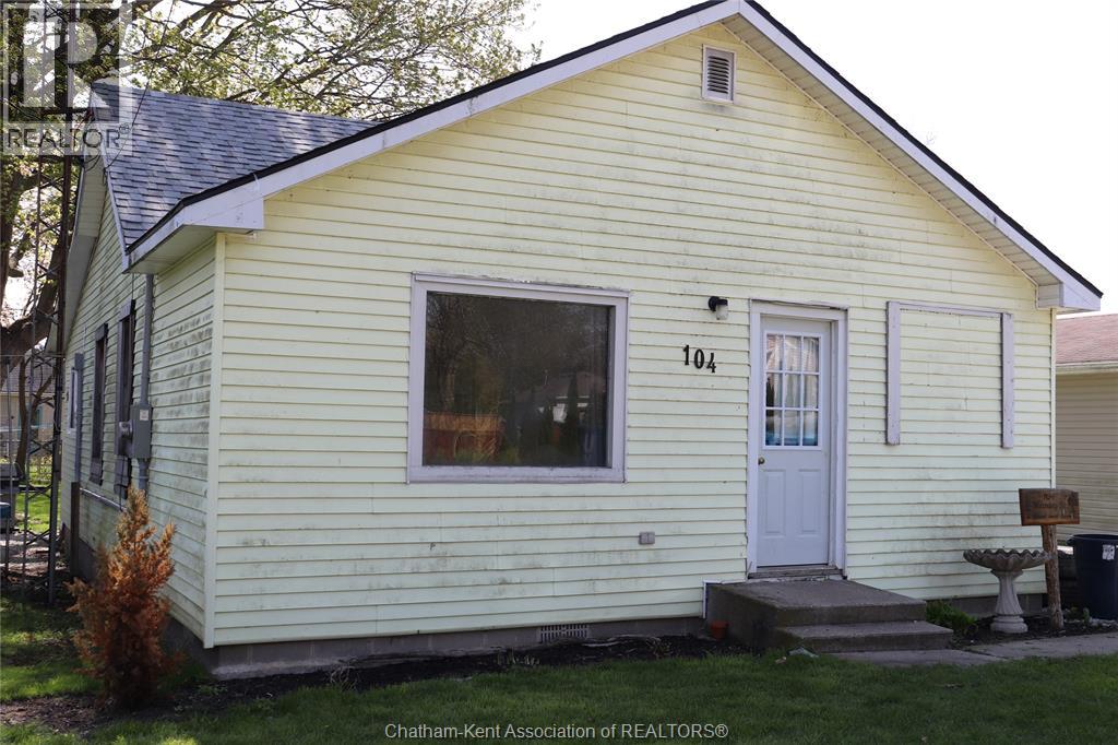 104 Stanley STREET, Blenheim, Ontario