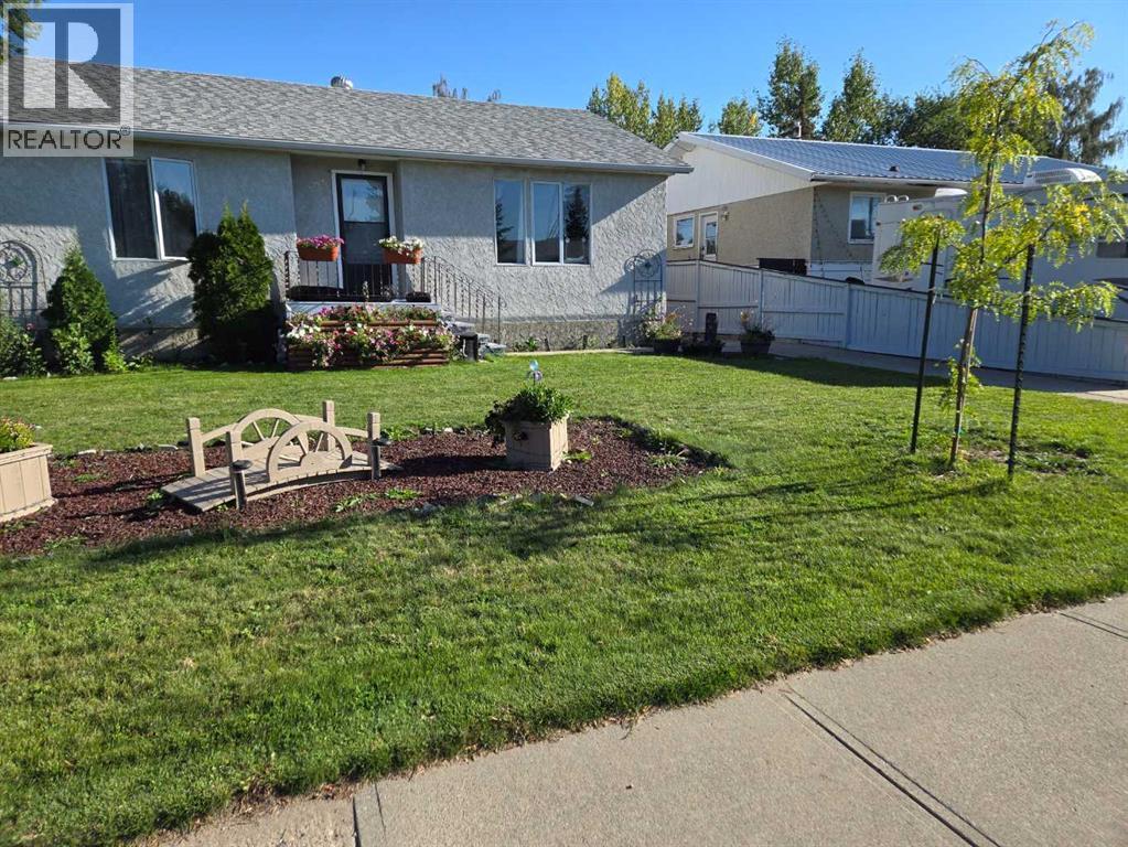 305 3 Street S, Vulcan, Alberta  T0L 2B0 - Photo 2 - A2305501