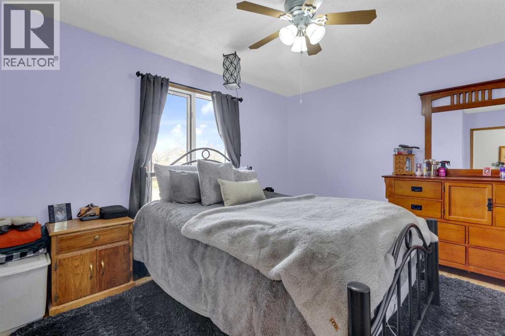 305 3 Street S, Vulcan, Alberta  T0L 2B0 - Photo 16 - A2305501