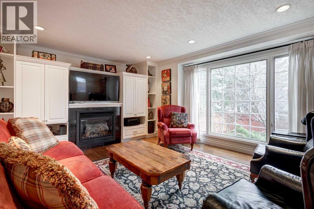 103 Pump Hill Place SW, Calgary, Alberta  T2Y 4C6 - Photo 17 - A2301153