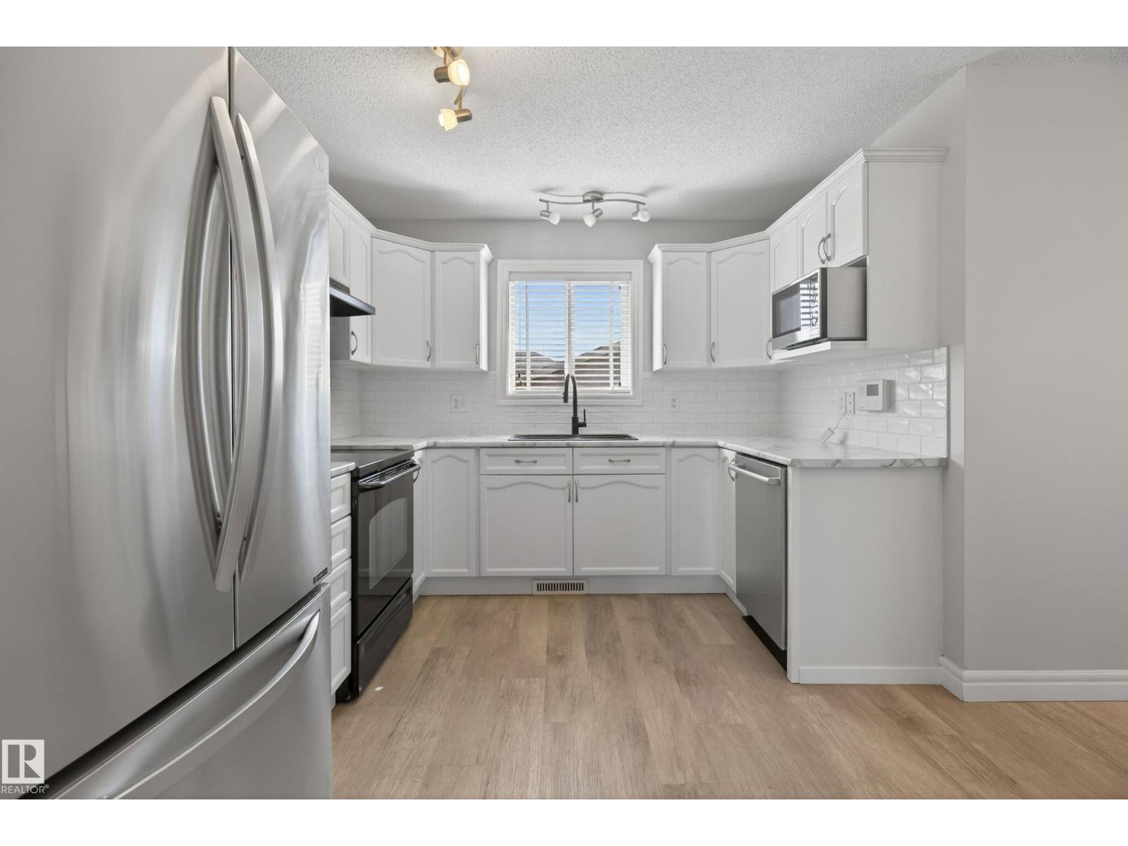 147 Summerwood Dr, Sherwood Park, Alberta  T8H 0B3 - Photo 10 - E4485445