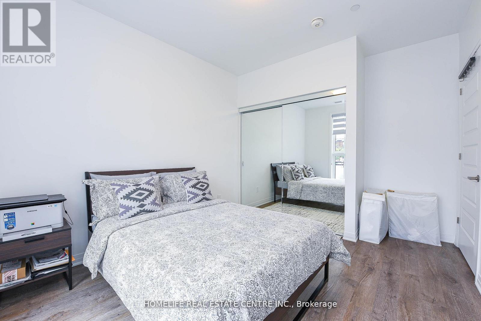 104 - 95 Dundas Street, Oakville, Ontario  L9L 9L9 - Photo 28 - W13074392