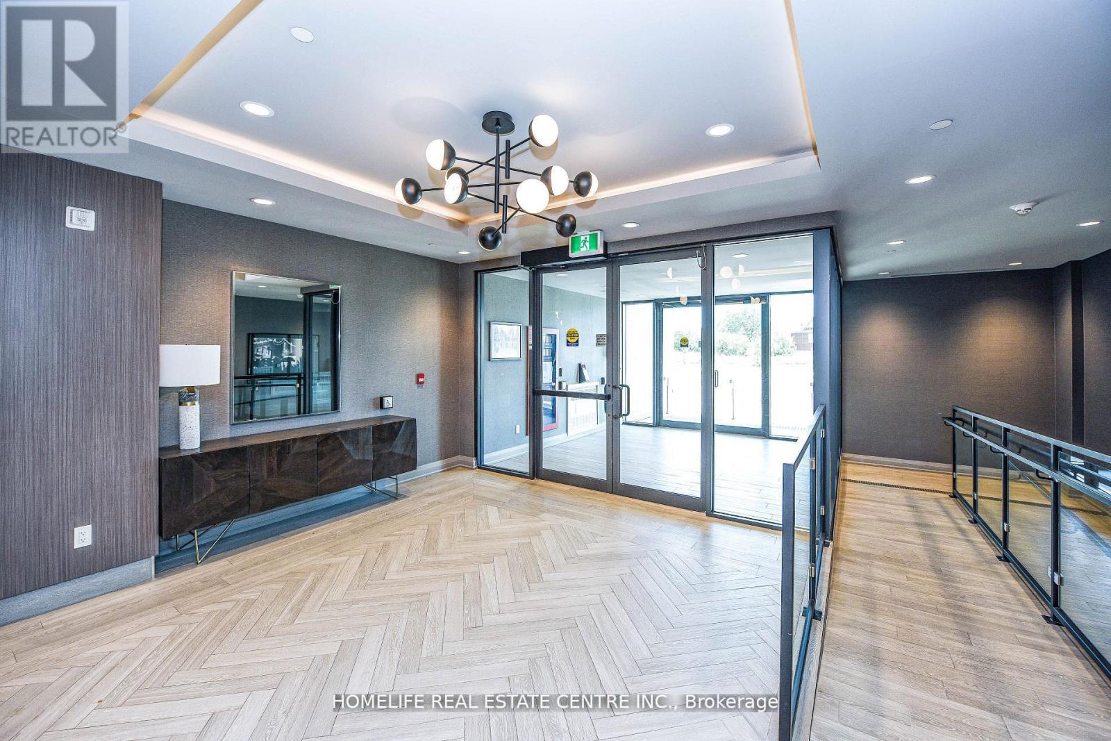 104 - 95 Dundas Street, Oakville, Ontario  L9L 9L9 - Photo 6 - W13074392