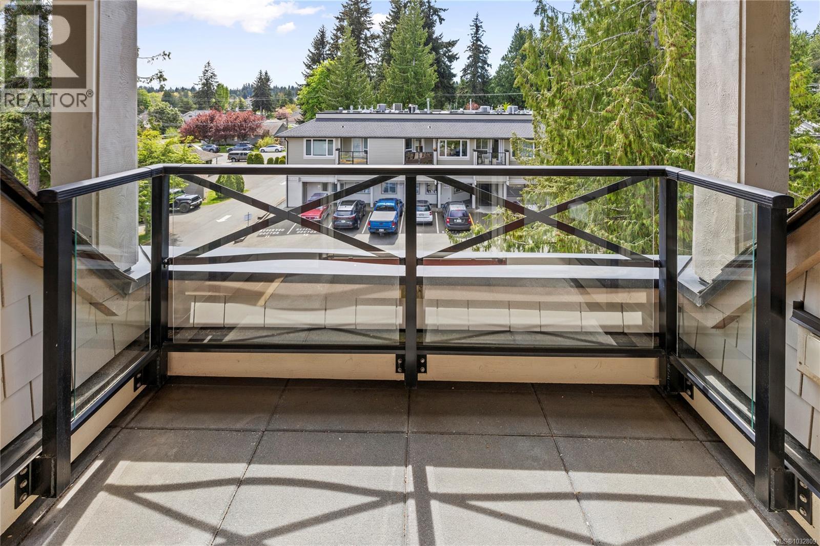 307 222 Second Ave W, Qualicum Beach, British Columbia  V9K 0A4 - Photo 17 - 1032809