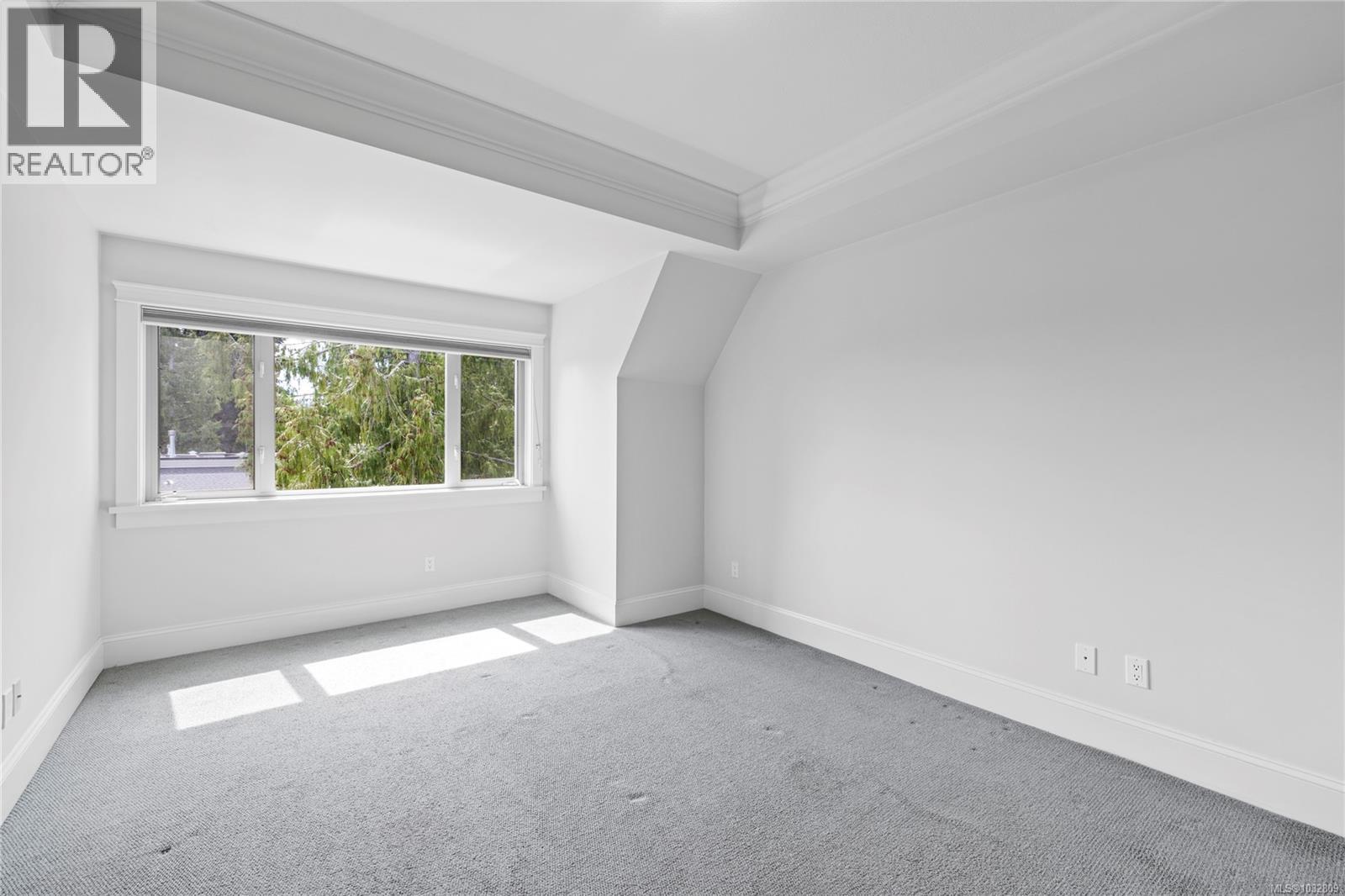 307 222 Second Ave W, Qualicum Beach, British Columbia  V9K 0A4 - Photo 33 - 1032809