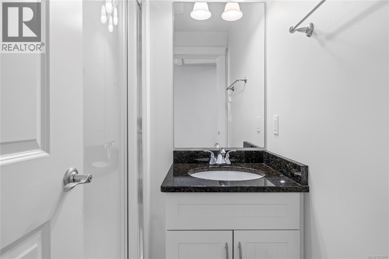 307 222 Second Ave W, Qualicum Beach, British Columbia  V9K 0A4 - Photo 40 - 1032809